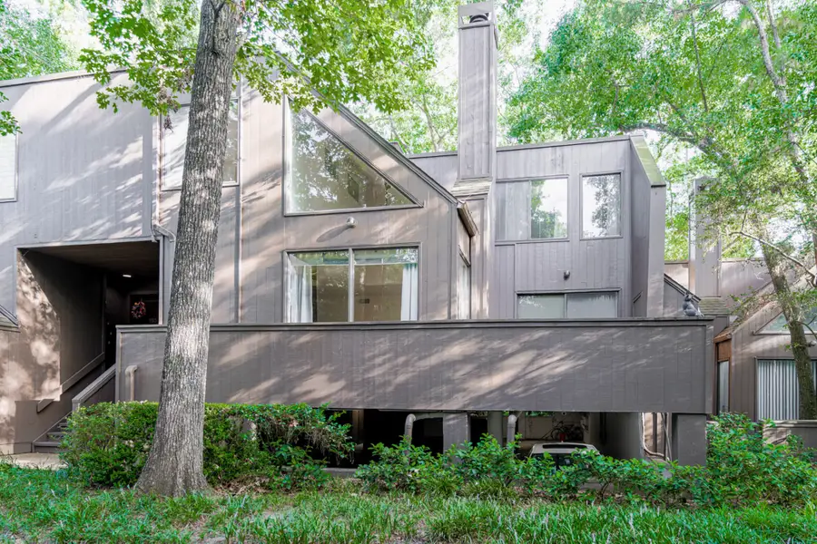 152 Litchfield Lane, Houston, TX 77024 - Image #2