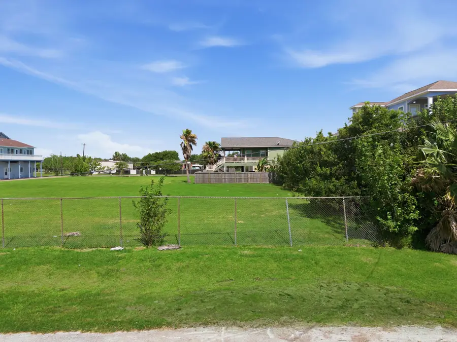 0 21st Street, San Leon, TX 77573 - #2