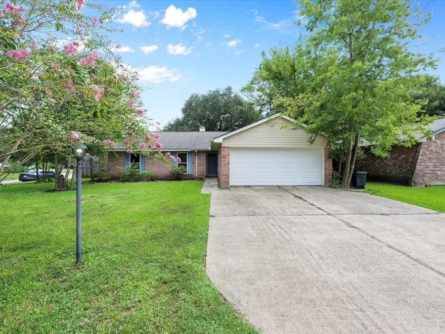 5323 Abercreek Avenue, Friendswood, TX 77546 - Image #3