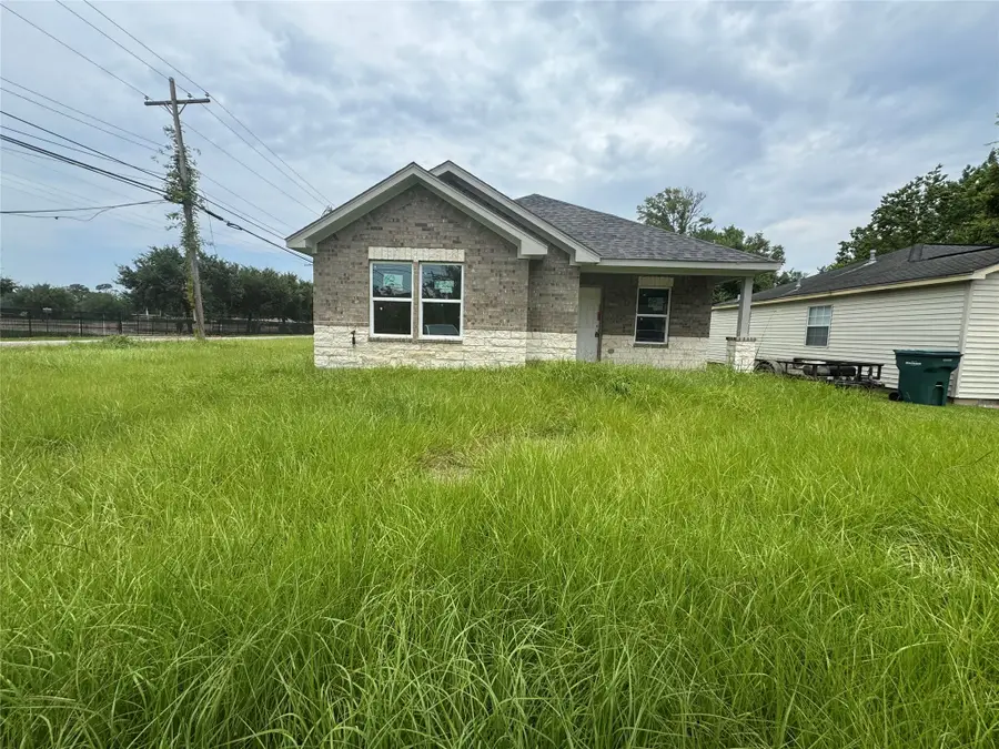 2290 Ives Street, Beaumont, TX 77703 - Image #3