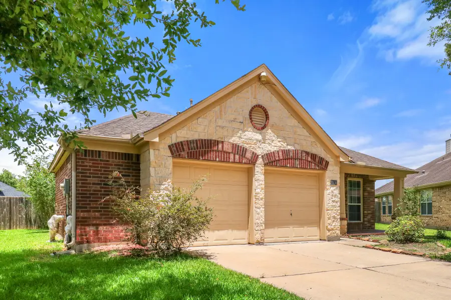 20130 E Lakebridge Lane, Richmond, TX 77407 - #3