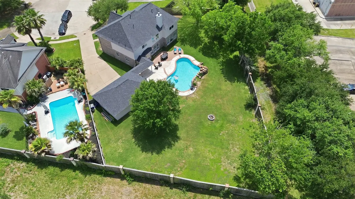 2402 Daytona Court, Friendswood, TX 77546 - #1