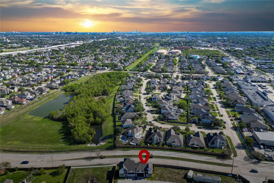 6702 Metro Blvd #9, Houston, TX 77083 - Image #2