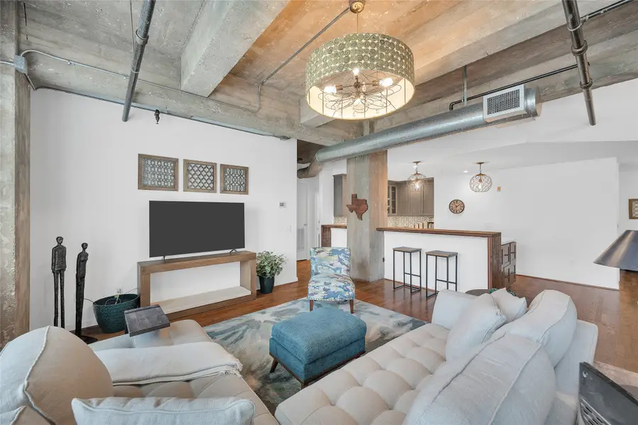 204 Travis Street #4A, Houston, TX 77002 - Image #2