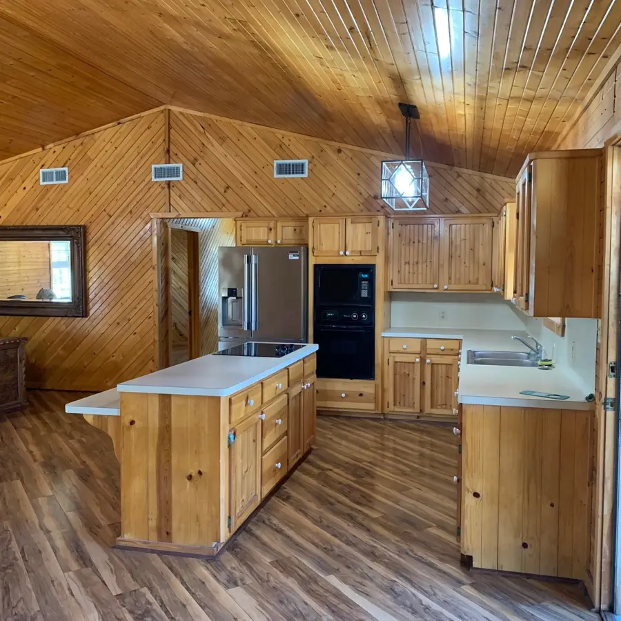 344 Birch Drive, Onalaska, TX 77360 - Image #2