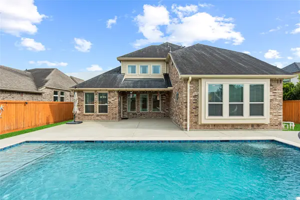 934 Windy Garden Way, Richmond, TX 77406