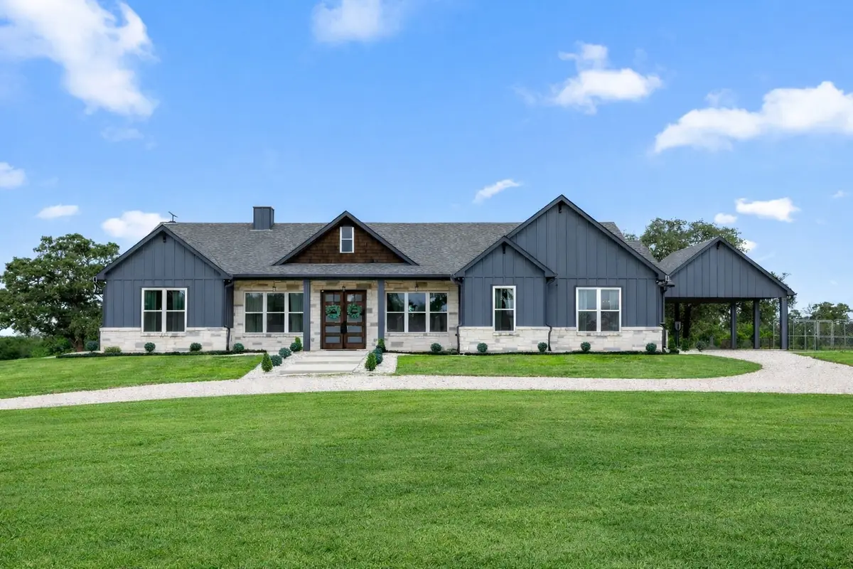 1507 Smith Rau Rd, Columbus, TX 78934 - Image #1