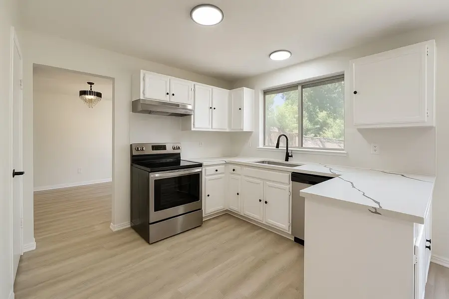 9515 Secretariat Drive, Houston, TX 77065 - Image #2