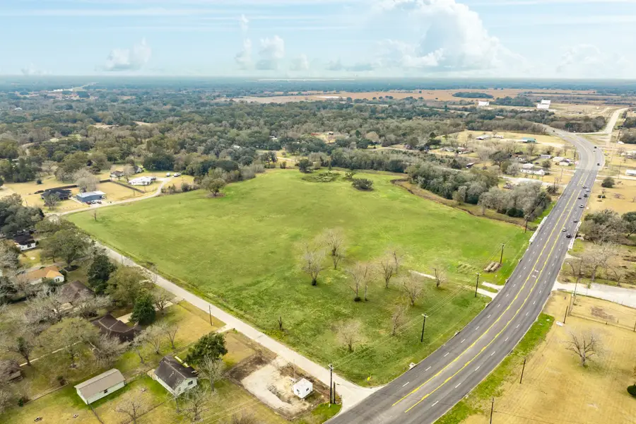 1311 West Brazos Ave, West Columbia, TX 77486 - #3