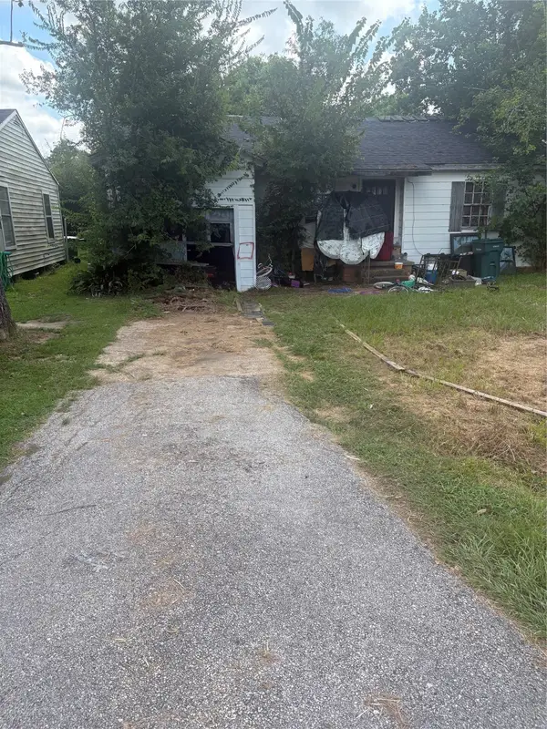 4810 Galveston Street, Beaumont, TX 77703