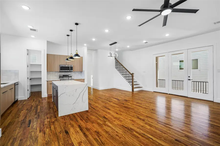 3405 Baer Street, Houston, TX 77020 - Image #2