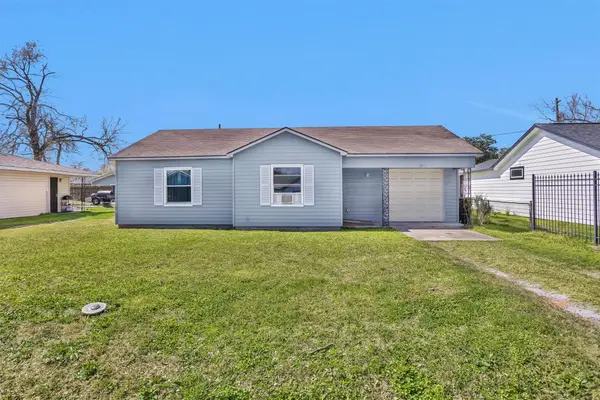 12013 Meadowpass Street, Houston, TX 77076