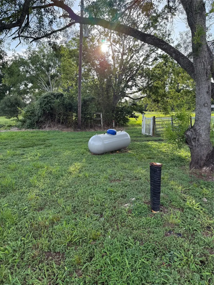 315 Pony Lane, Simonton, TX 77485 - Image #2