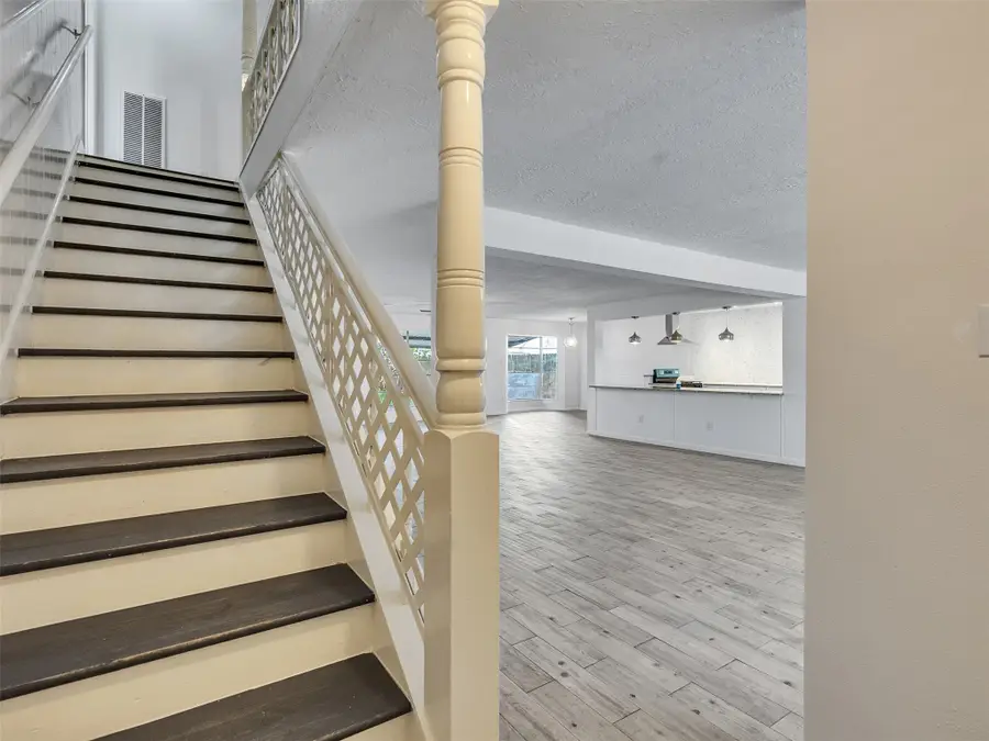 12710 Crow Valley Lane, Houston, TX 77099 - Image #3