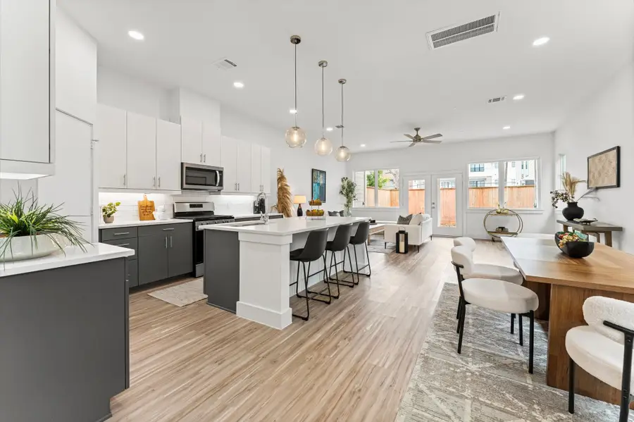 2111 Holman Street, Houston, TX 77004 - Image #3