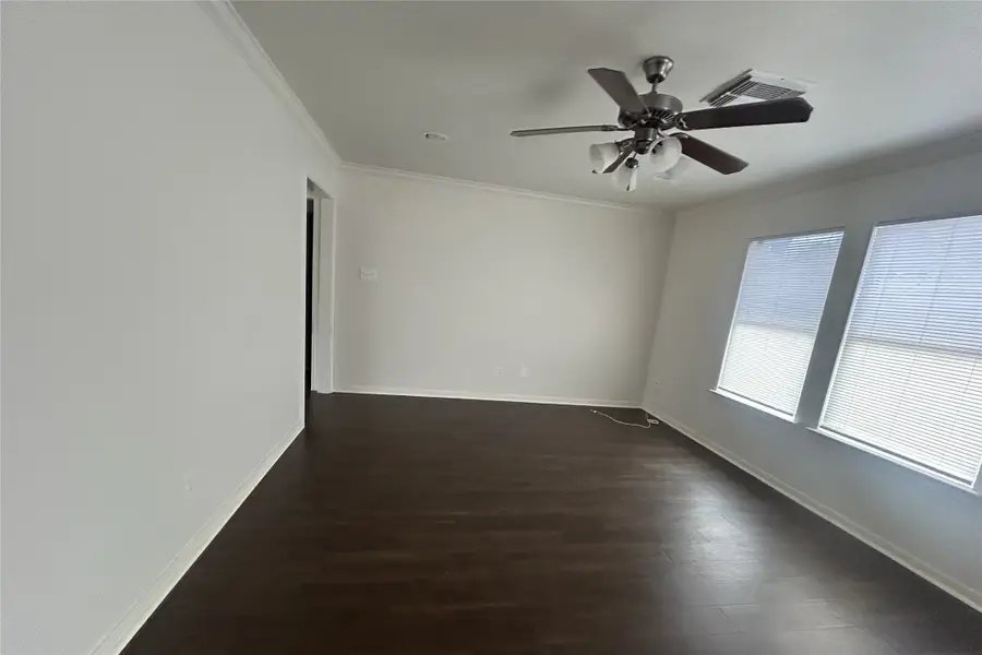 214 N 3rd Street, Sealy, TX 77474 - #3