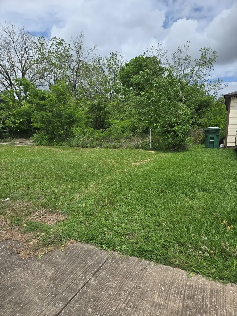 5021 Airport Boulevard, Houston, TX 77048 - #2