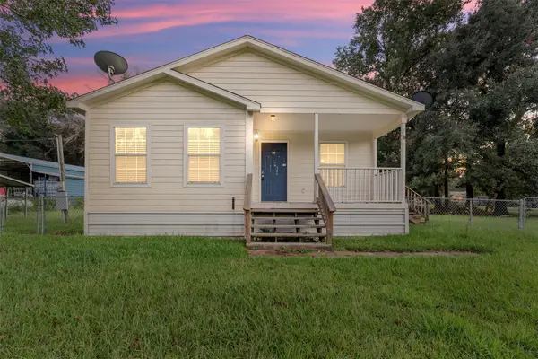 126 County Road 2802, Cleveland, TX 77327