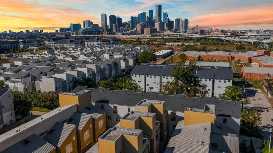 437 Meadow Street, Houston, TX 77020 - Image #2