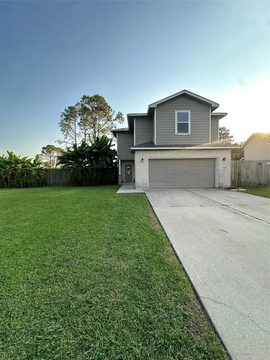 405 N Amherst Drive, West Columbia, TX 77486 - Image #2