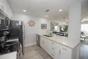 7600 Seawall Boulevard #209, Galveston, TX 77551 - Image #2