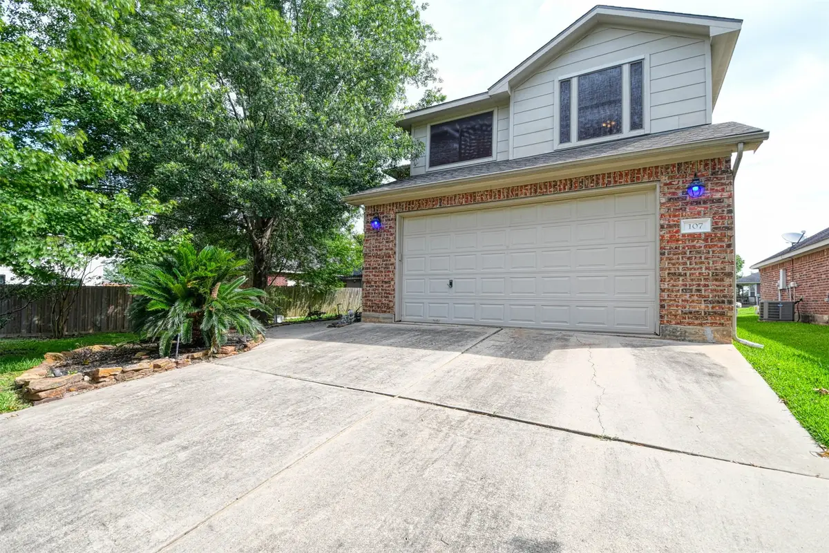 107 Cove W, Conroe, TX 77356 - #1