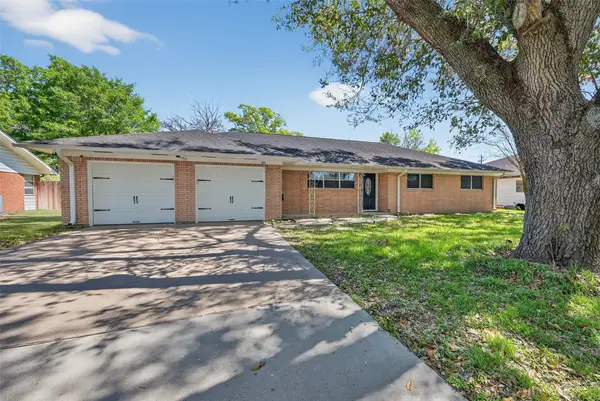 1215 Lawrence Street, Rosenberg, TX 77471