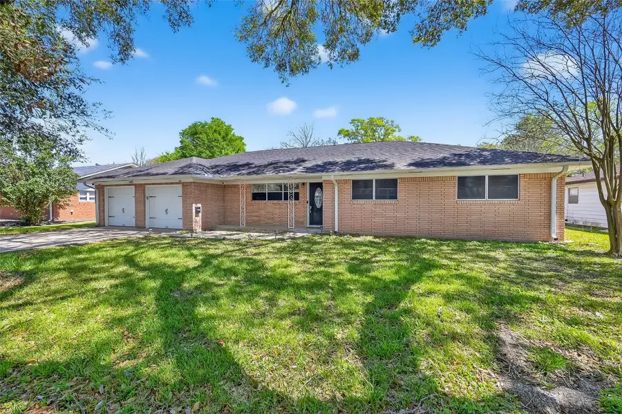 1215 Lawrence Street, Rosenberg, TX 77471 - #2