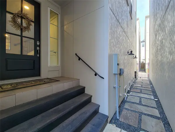 1315 W 24th Street #A, Houston, TX 77008