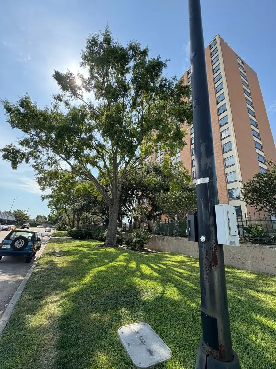 7510 Hornwood Drive #1207, Houston, TX 77036 - Image #2