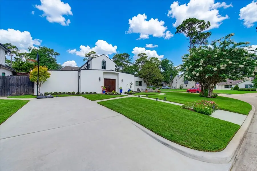 331 Gershwin Drive, Houston, TX 77079 - #2
