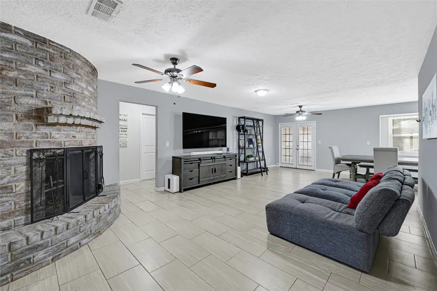 5343 Royal Parkway, Friendswood, TX 77546 - #2