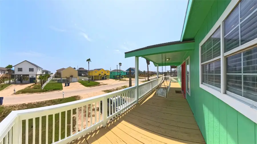 402 Seashell Drive, Surfside Beach, TX 77541 - Image #3