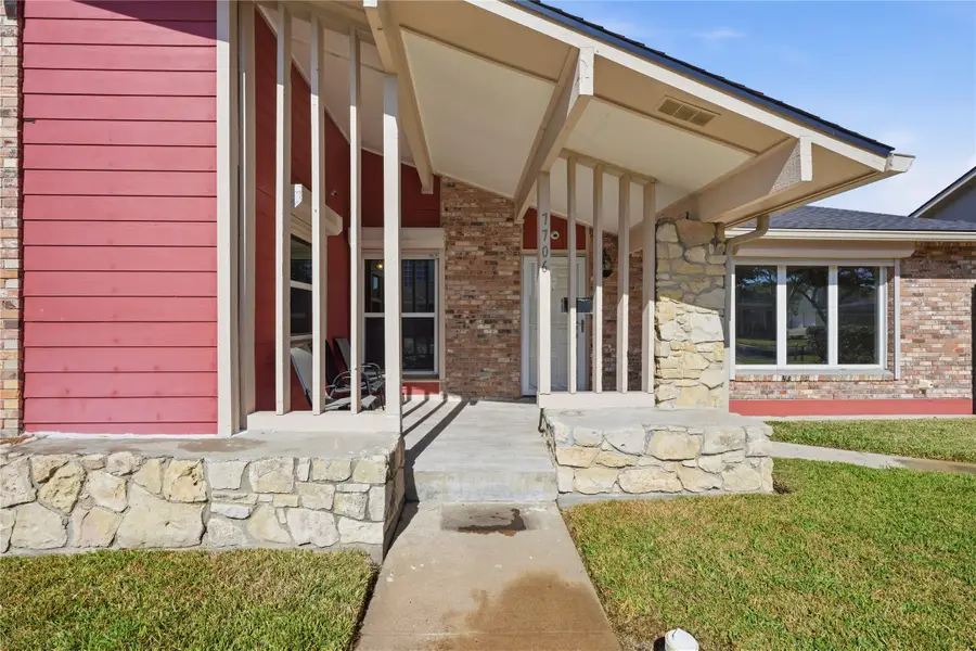 7706 Chantilly Circle, Galveston, TX 77551 - Image #3