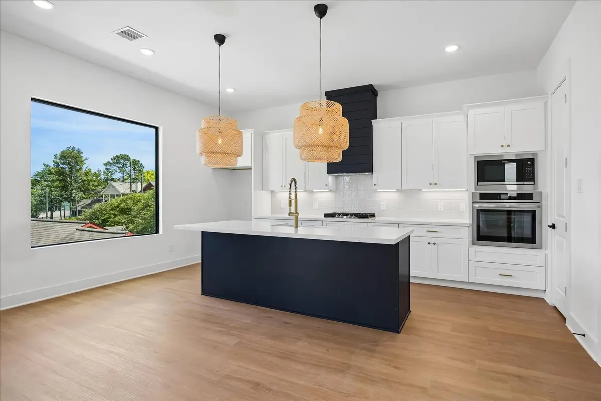 1323 W 22nd Street, Houston, TX 77008 - #1