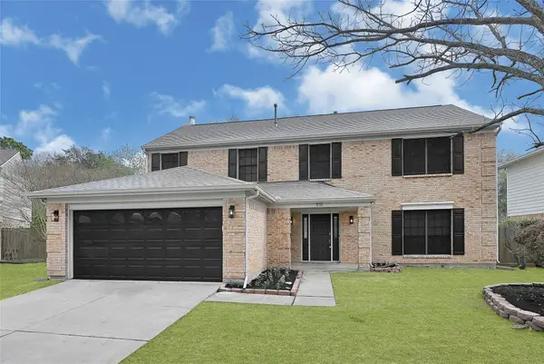 818 Lochnell Drive, Houston, TX 77062