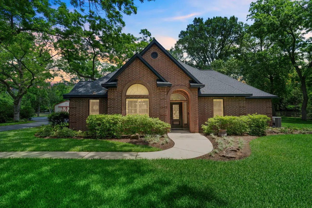 4002 Glenwood Drive, Richmond, TX 77406 - #1