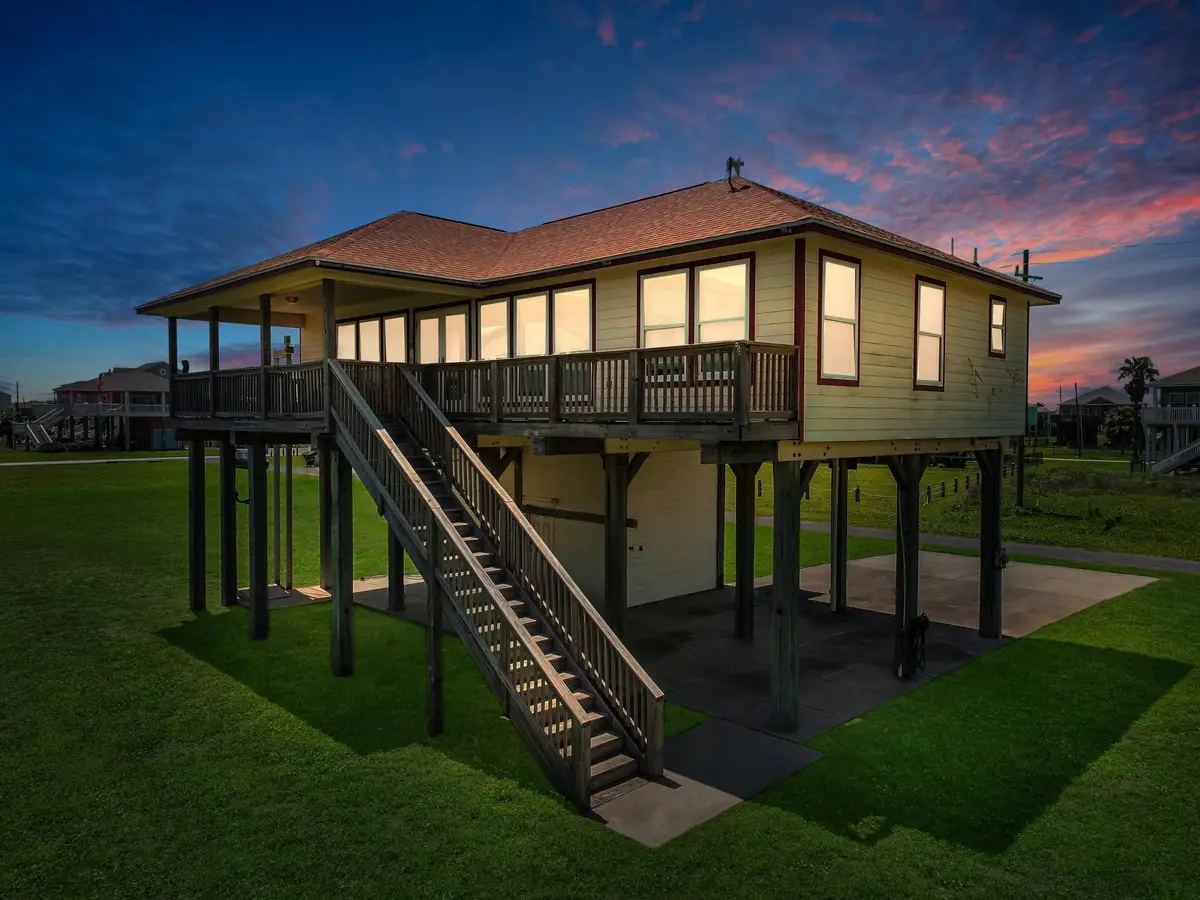 2006 Idyle View, Crystal Beach, TX 77650 - #1