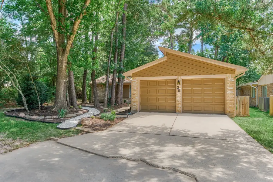 26 W Broken Oak Court, The Woodlands, TX 77381 - #3