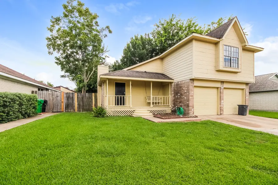 10810 Kirkbend Drive, Houston, TX 77089 - Image #2