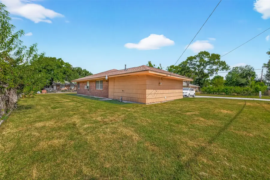 5658 Berry Creek Drive, Houston, TX 77017 - Image #3