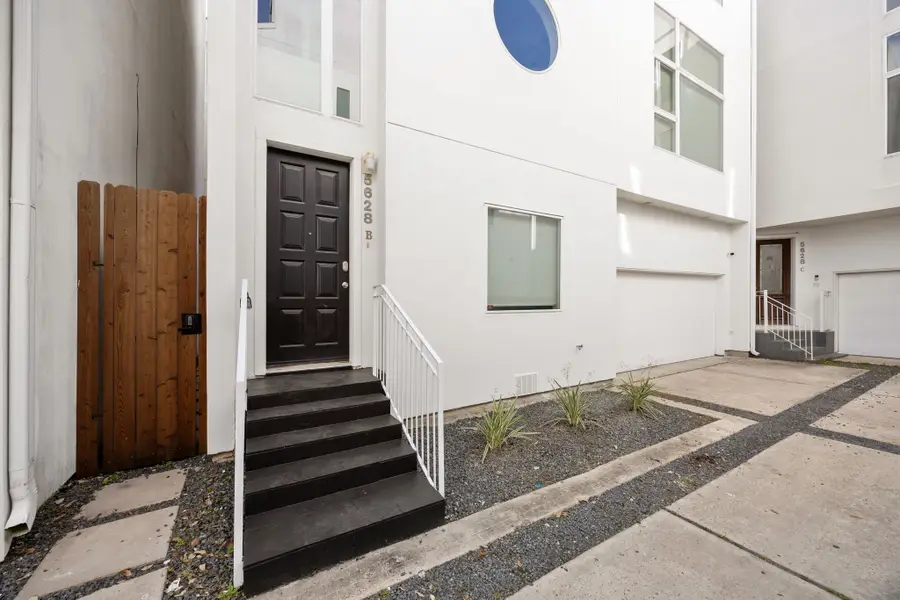 5628 Kiam Street #B, Houston, TX 77007 - #2