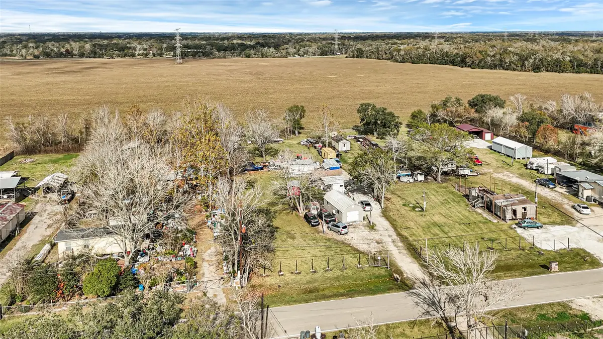 6919 Summer Lane, Rosharon, TX 77583 - Image #1