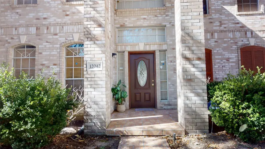 12042 Natural Bridges Court, Sugar Land, TX 77498 - #2