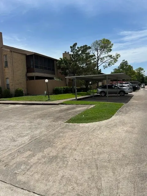 10555 Turtlewood Court #2111, Houston, TX 77072 - Image #3