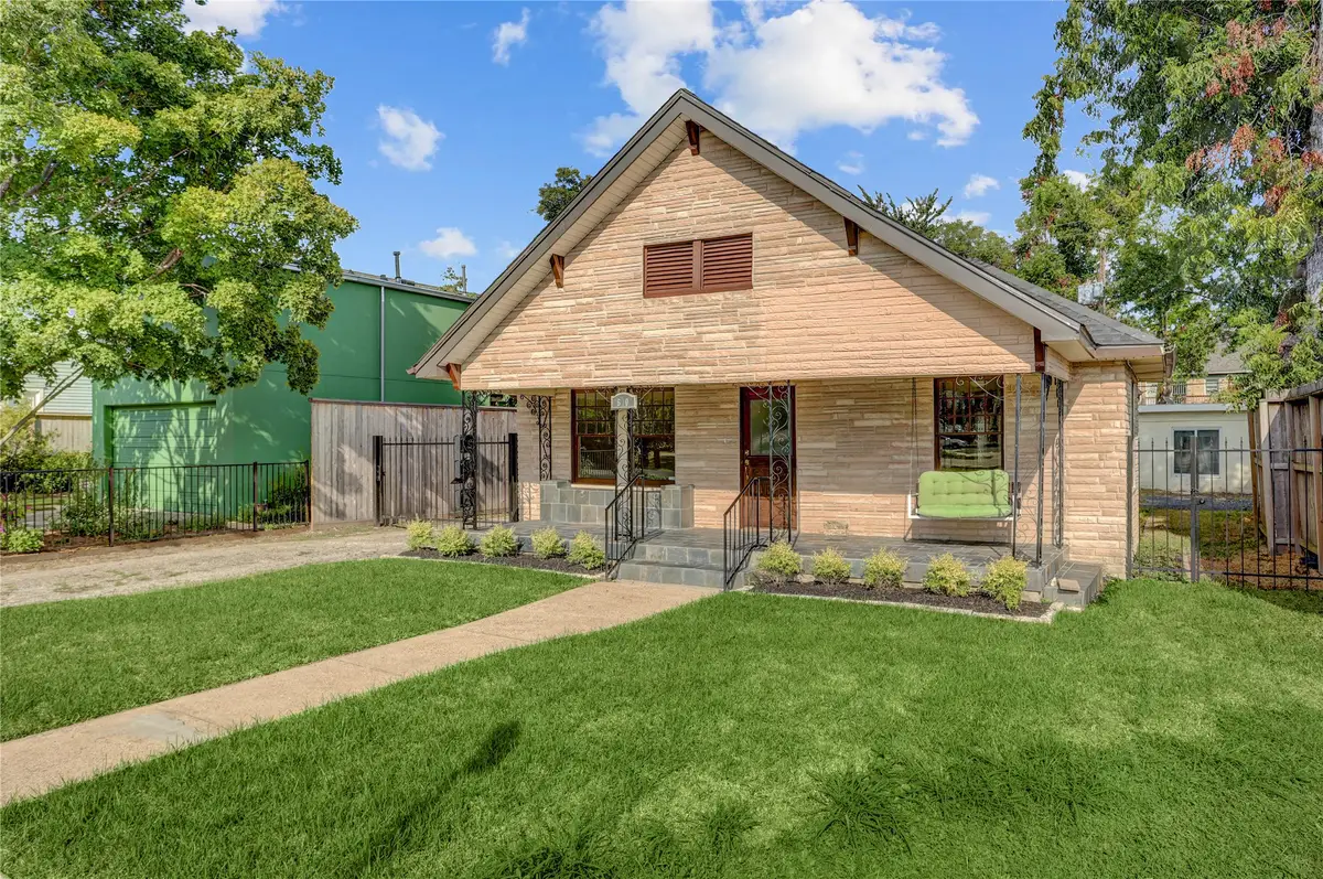 610 Columbia Street, Houston, TX 77007 - #1