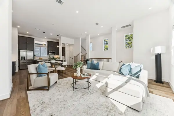 2121 Hoskins Drive #D, Houston, TX 77080