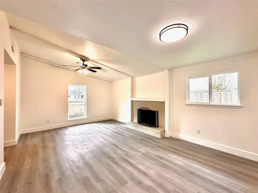 13754 Shirebrook Drive, Sugar Land, TX 77498 - #2