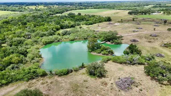 74 Acres County Road 312, Hallettsville, TX 77964