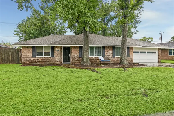 8923 Blankenship Drive, Houston, TX 77080